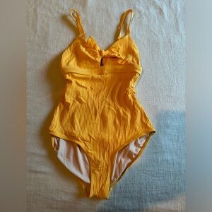 Albion Fit one piece swimsuit